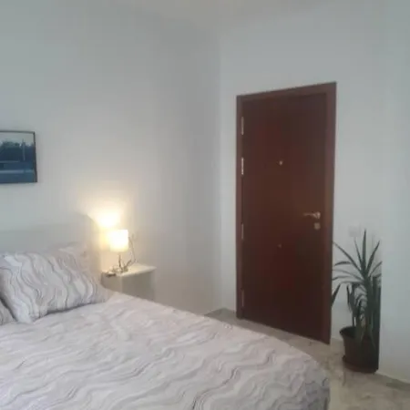 Apartment +++habitacion Y Bano Privado Entrada Independiente
