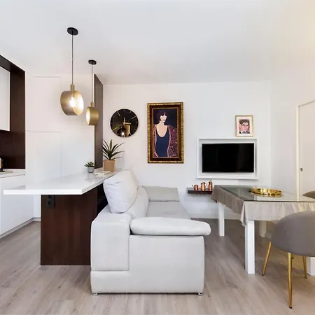 Unika Homes Faustino & Terrace *