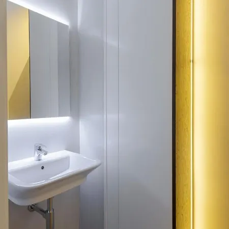 Unika Homes Faustino & Terrace Apartment Seville