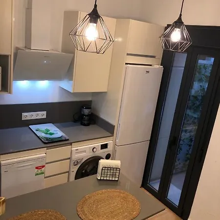 Estudio Centrico En Punonrostro Seville