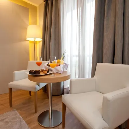Hotel M.a. Congresos Sevilla