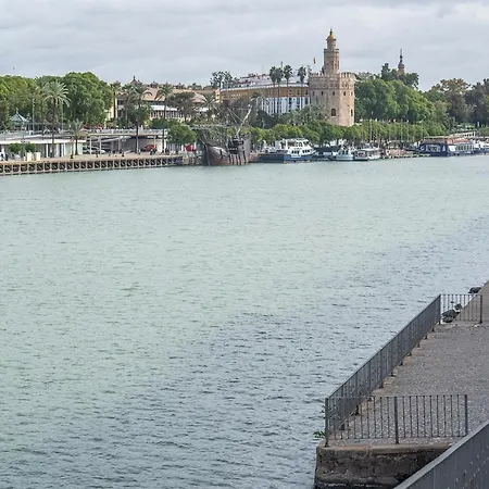 Flipanddo Triana Apartment Seville