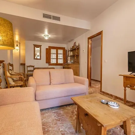 Apartment Santa Cruz Refinadores By Valcambre Seville