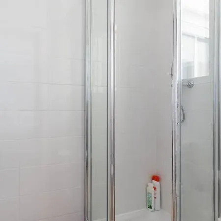 Sunny Study In Triana Apartment Seville
