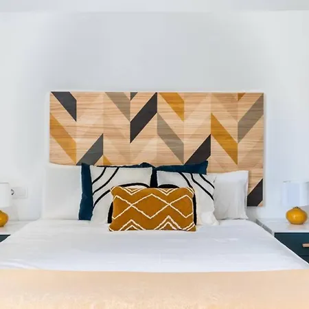 Apartment Sunny Study In Triana