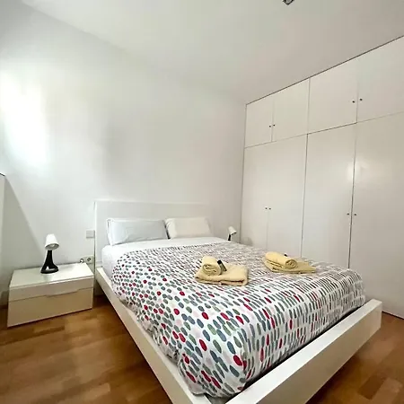 Hispalis San Apartment