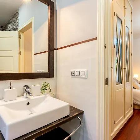 Lujoso Apartamento En Triana Seville