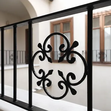 Luxury, Art And Deco Apt Para 4pax Cerca De Plaza De Espana Apartment *