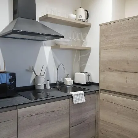 Luxury, Art And Deco Apt Para 4pax Cerca De Plaza De Espana *
