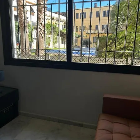 Apartment Proximo Al Centro De 2 Con Piscina. Seville