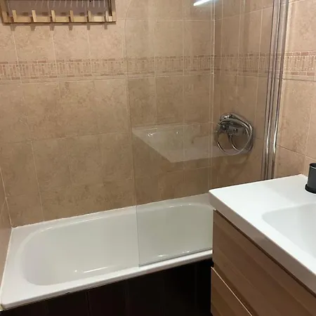 Proximo Al Centro De 2 Con Piscina. Seville