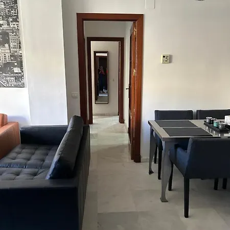 Proximo Al Centro De 2 Con Piscina. * Seville