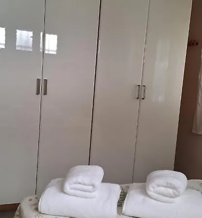 Apartment Wish Muralla De Seville