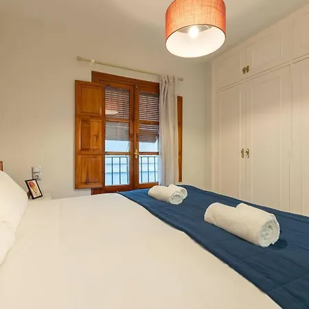 Pajaritos Center By Valcambre Apartment *