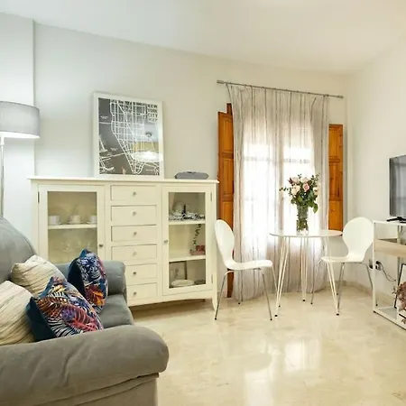Apartment Pajaritos Center By Valcambre *