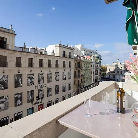 Next To La Giralda Terraza