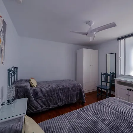 Rubens Atico - Center Apartment