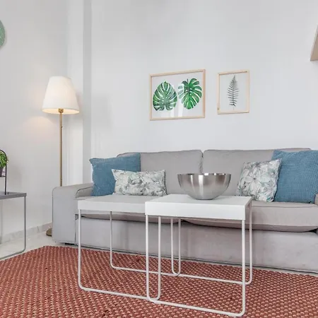Serenity Retreat At - 20m Walk Cathedral Apartment *