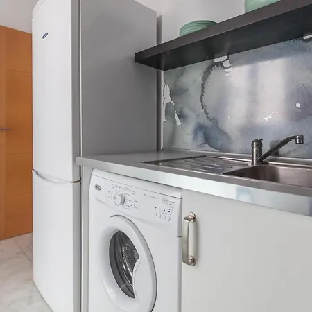 Apartment Serenity Retreat At - 20m Walk Cathedral *
