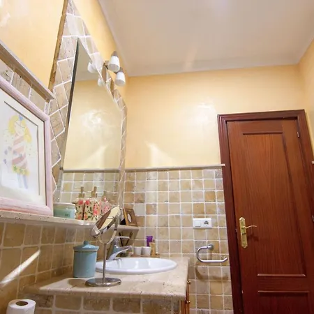 Rentalsevilla En El Mercado Del Arenal Apartment *