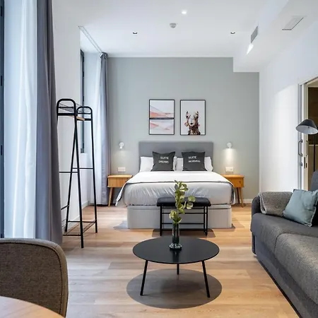 Limehome Calle Granada Apartment Seville