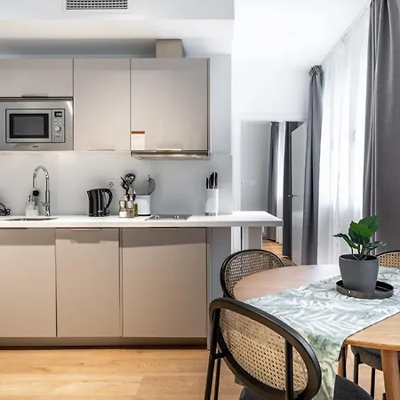 Limehome Ronda De Capuchinos Apartamento