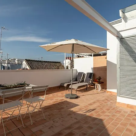 Aurora Terrace Apartment *