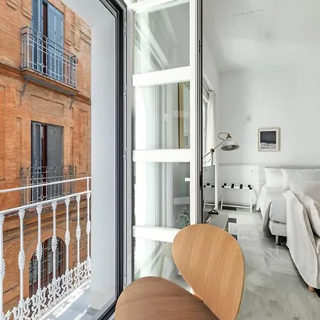 Aurora Terrace Apartment