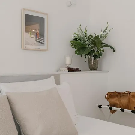 Aurora Terrace Apartment