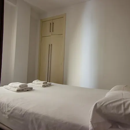 Appartamento Amplio Y Luminoso A 2 Min Del Centro