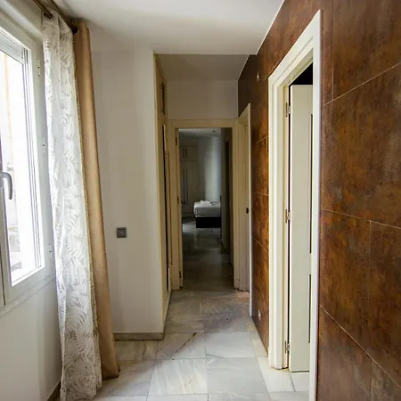 Amplio Y Luminoso A 2 Min Del Centro Appartamento Siviglia