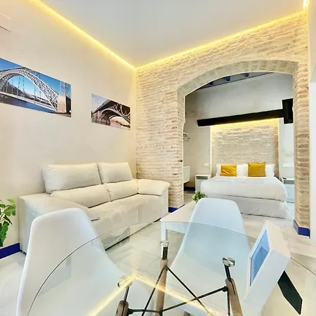Philippe's Triana Apartment *
