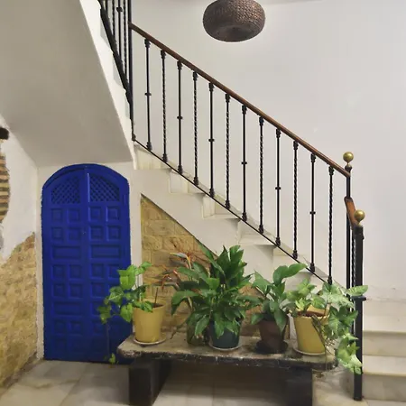 Dona Ines Barrio Santacruz
