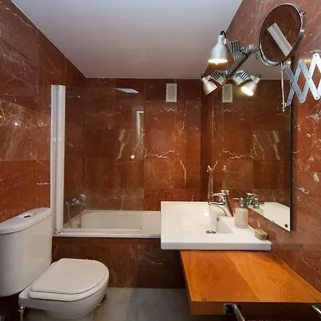 Centrally Located In Old Palace House Seville
