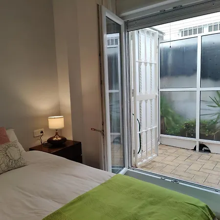 Apartamento Luminoso Exterior Con Balcon Y Patio En Centro Historico Feria-alameda *