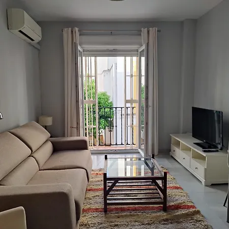 Apartamento Luminoso Exterior Con Balcon Y Patio En Centro Historico Feria-alameda *
