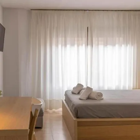Apartamento En Triana Apartment *