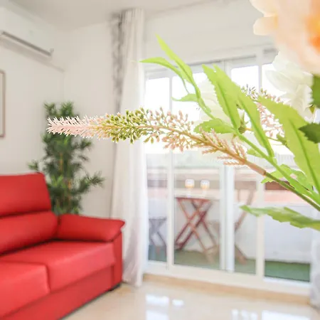 Fabulous With Great Views - 15m Giralda Seville