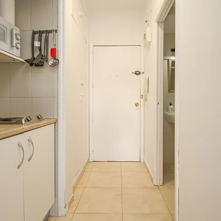 Fabulous With Great Views - 15m Giralda Apartment *