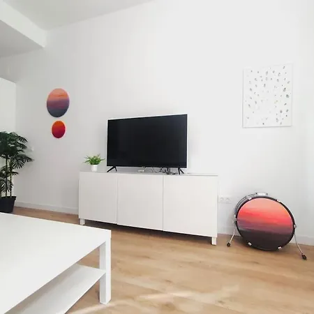 La Casa Del Artista B * Seville