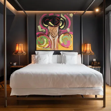 Hotel Lobby 5*