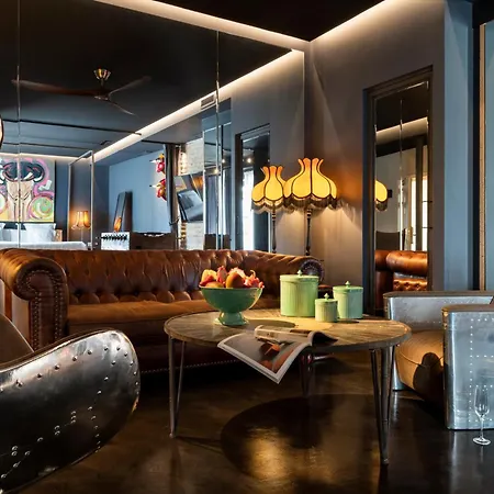 Lobby Hotel 5*