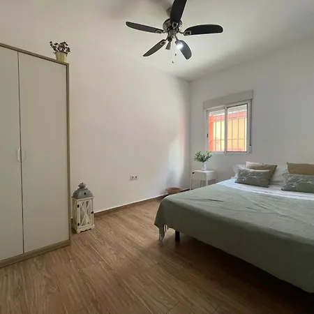 Triana Roomable * Seville
