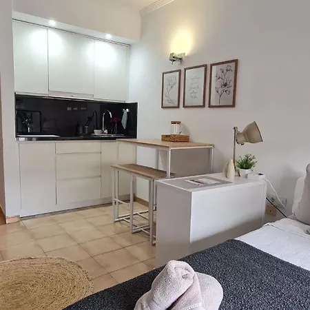 Apart-hotel Centrica, Triana, Sevilla, Espana *