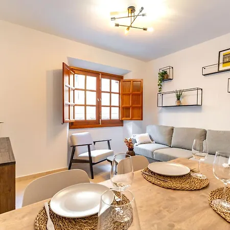 Apartment Charming 2 Bedroom At San Marcos Plaza By Cityzen Seville