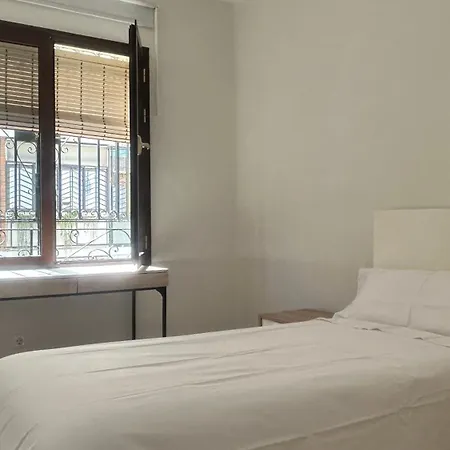 Selecta Casa Junto A Triana Holiday home Seville