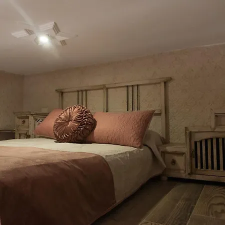 Homestay Casa De La Juderia Dona Pilar Seville