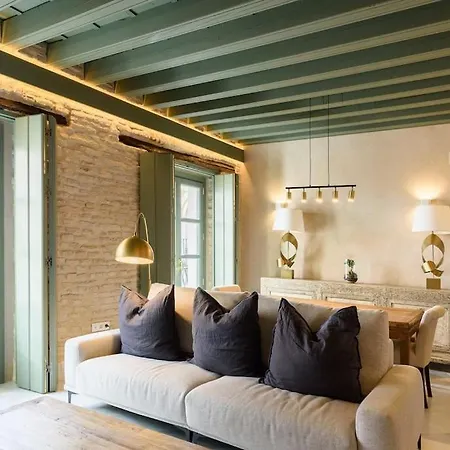 Luxury Palace Villa Siviglia