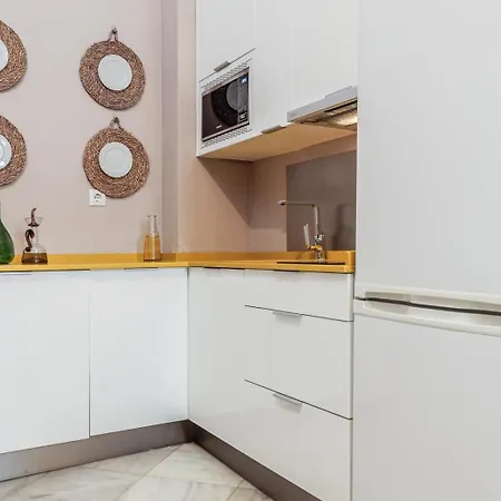 Bonito De Diseno 1 Bed Arenal Apartment