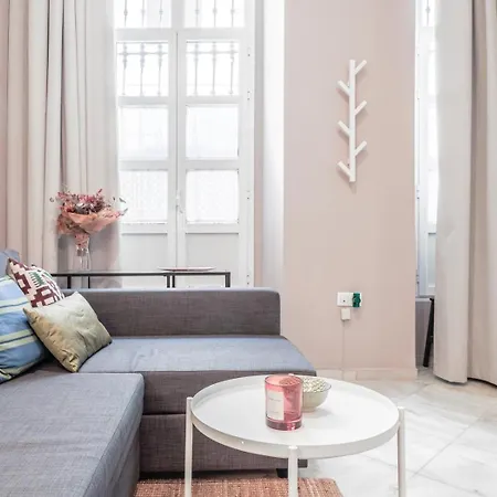 Bonito De Diseno 1 Bed Arenal Apartment